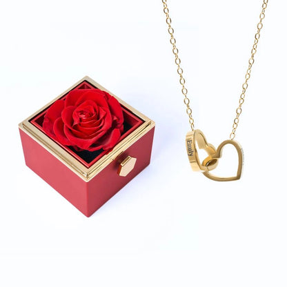 Roses Éternelles & Collier Personnalisé