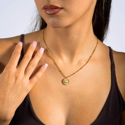 Collier Médaille Initiale Sunshine